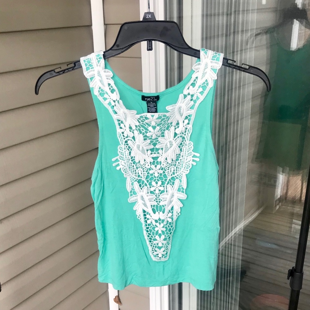 π Rue21 Teal Lace Tank Top Size M SUPER CUTE! - Picture 2 of 8